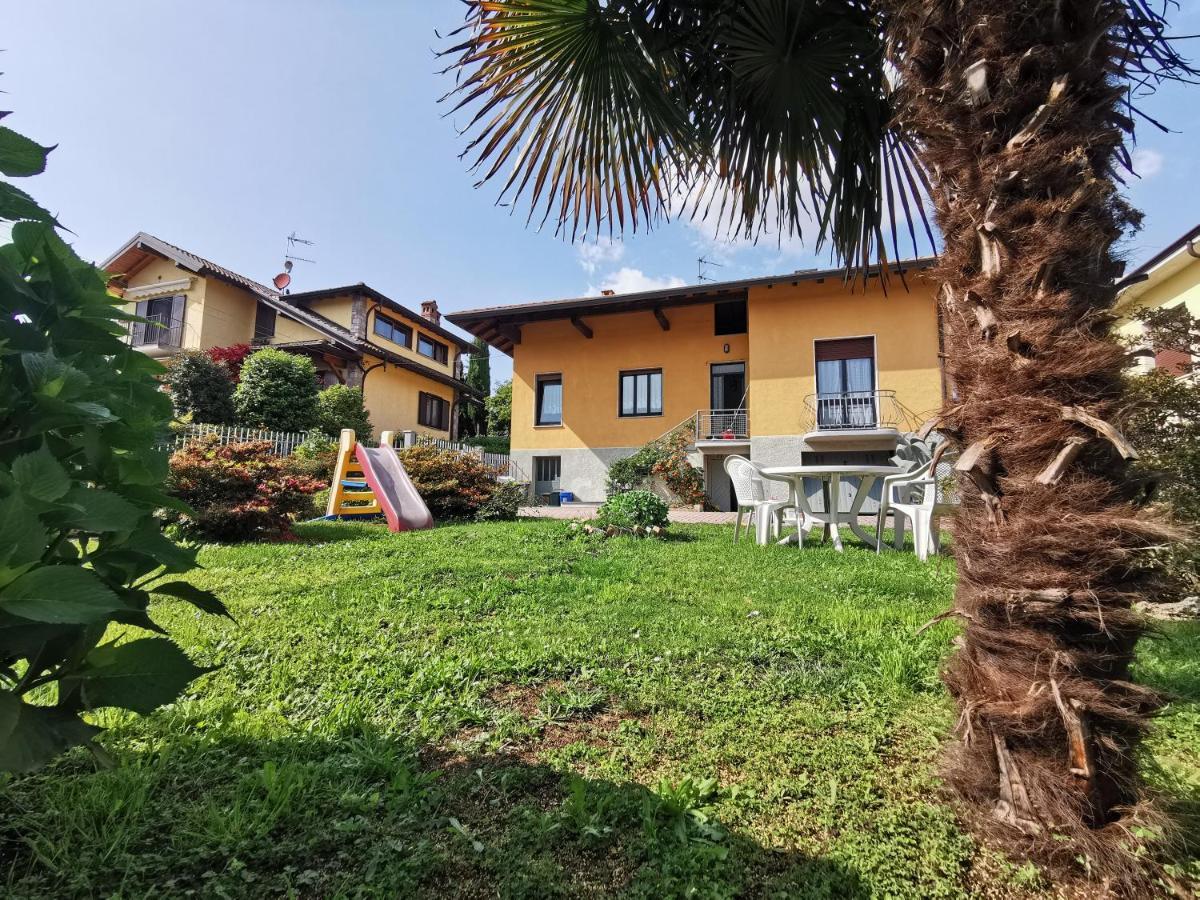 Grandma'S Garden House Villa Angera Bagian luar foto